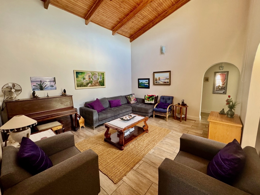 4 Bedroom Property for Sale in Denver Park Western Cape